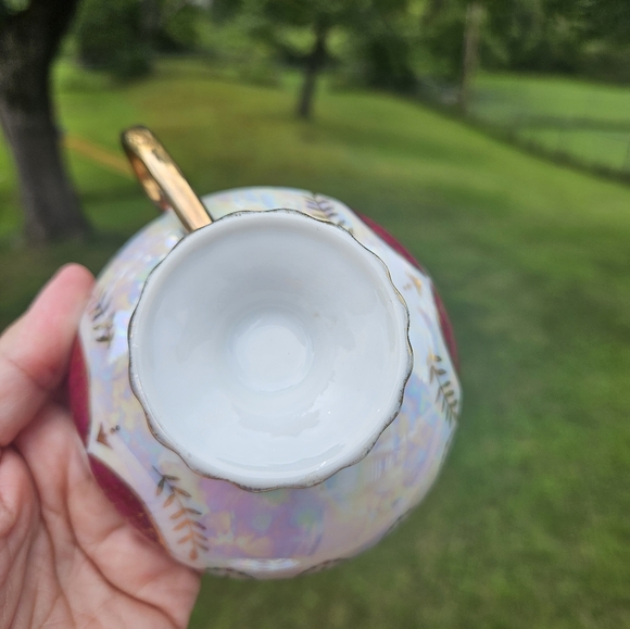 Royal Sealy Fine China Tea Cup & Saucer Iridescent Gold Burgundy & White - Picture 6 of 9